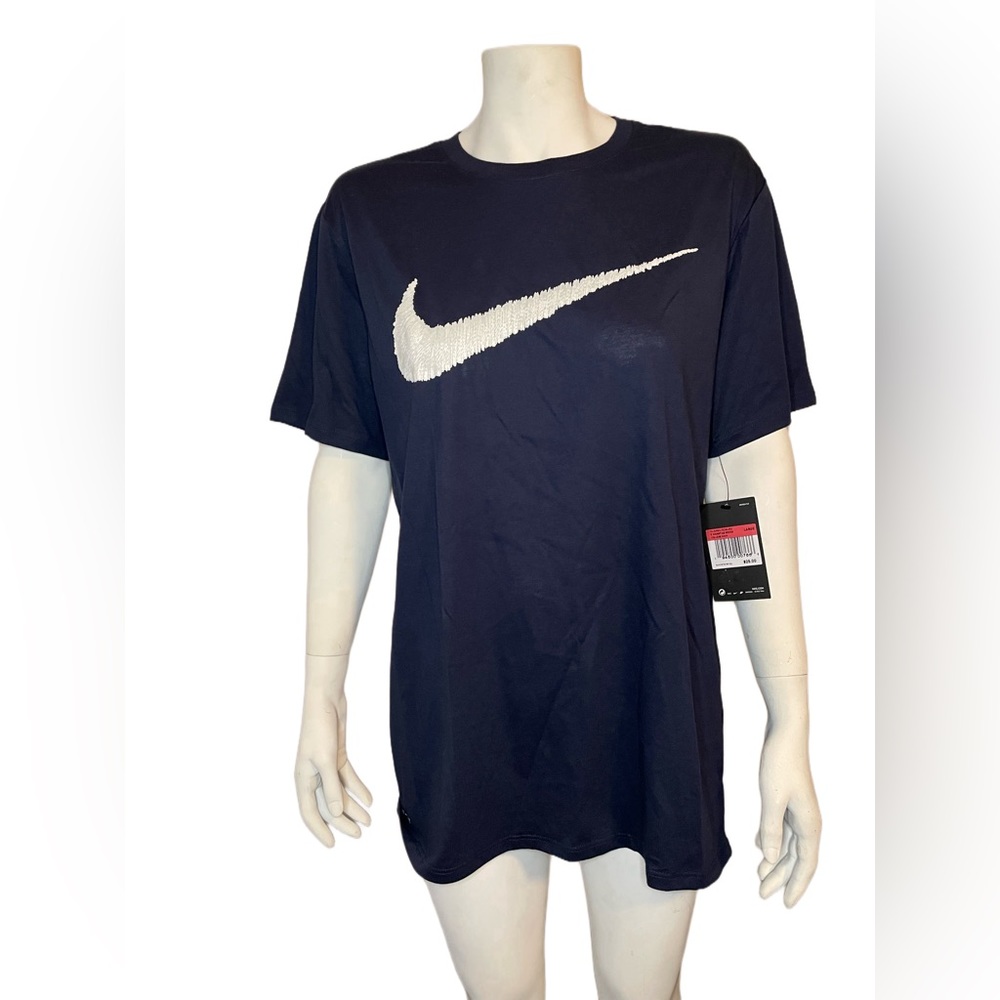 NWT men’s Nike Dri-Fit Large